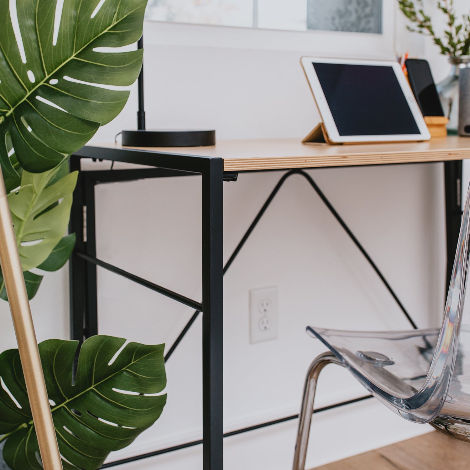 SOFSYS simple modern folding desk with oak table top and black metal frame for laptop, computer, working in small space or home office