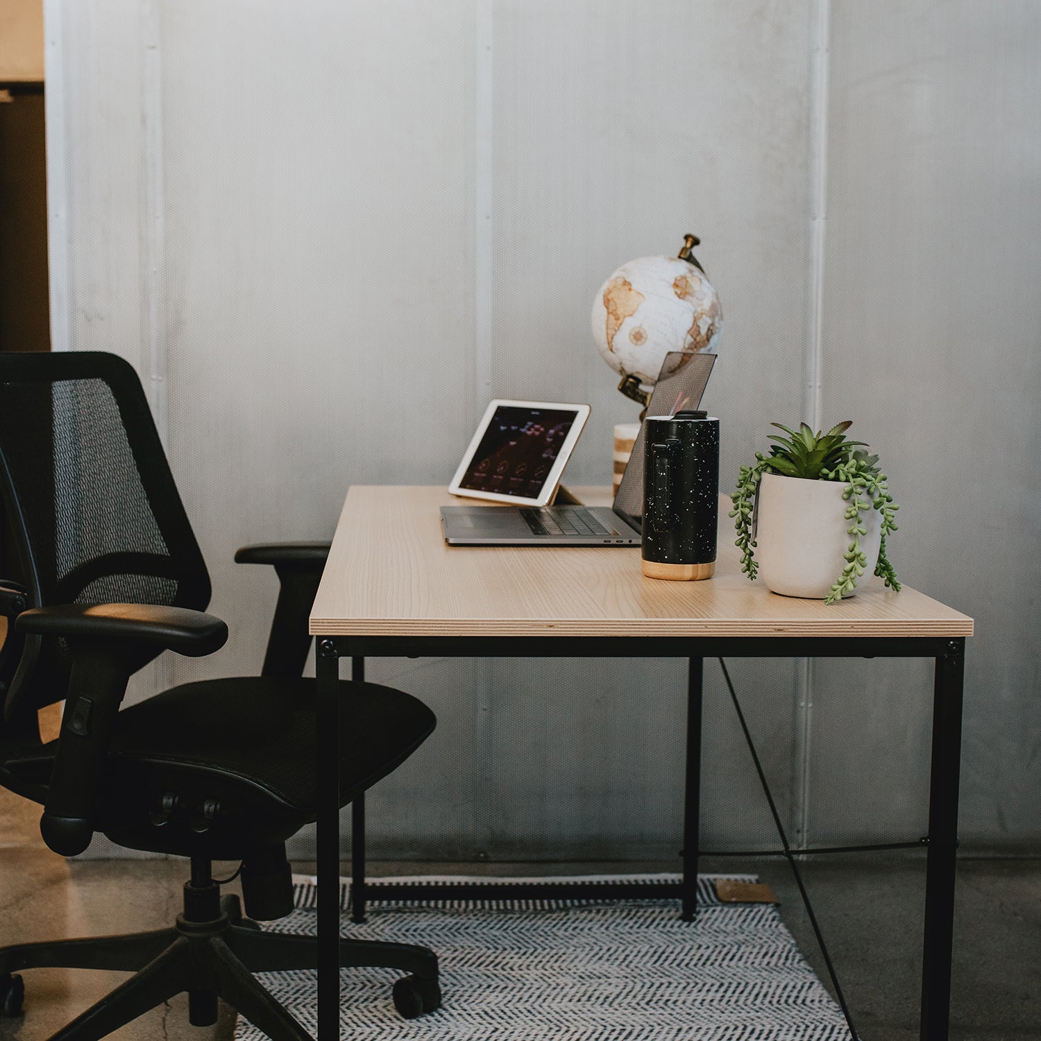 SOFSYS modern industrial computer desk for laptop, working, gaming, and writing in living space, home office, and bedroom with style