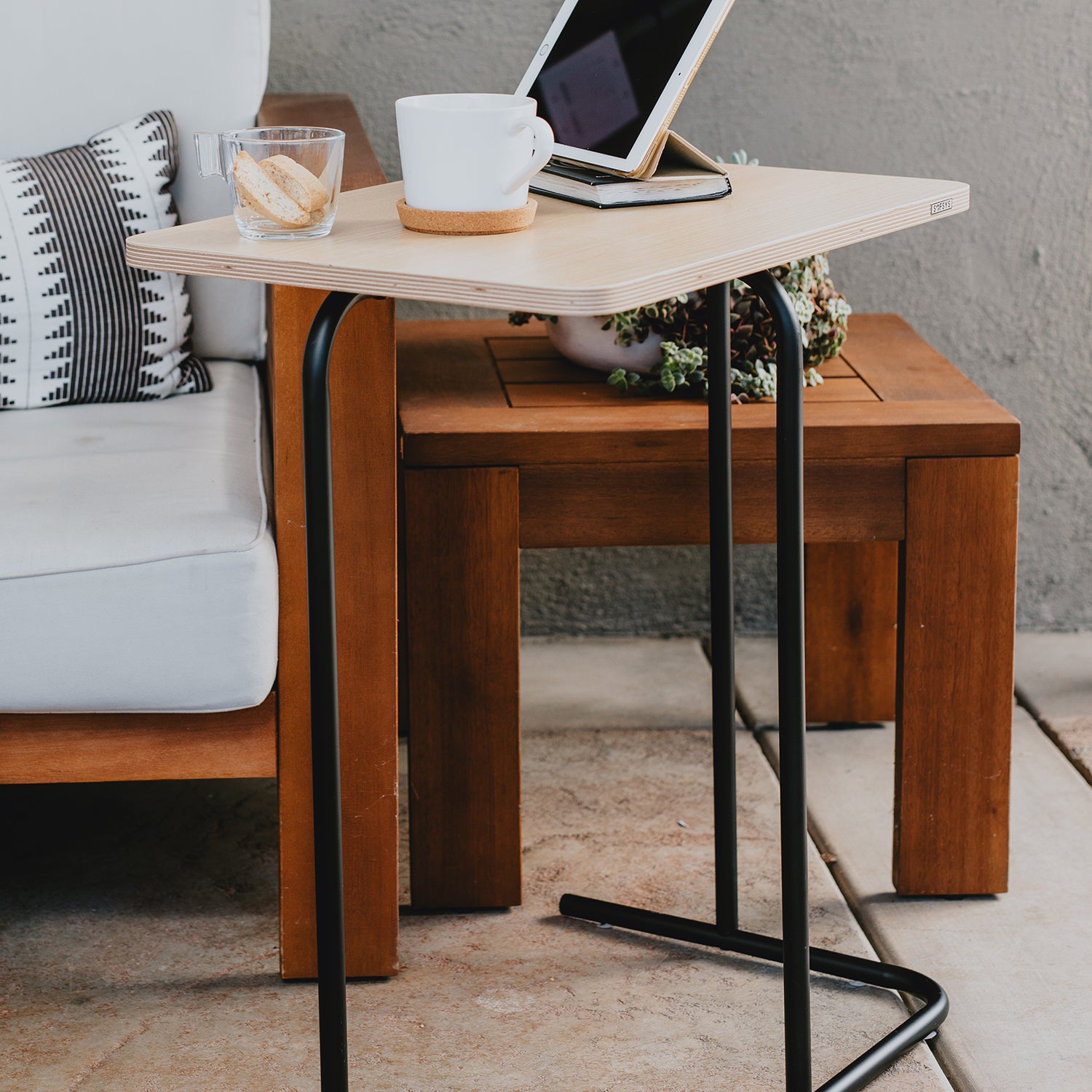 Premium Side Table 640, Large